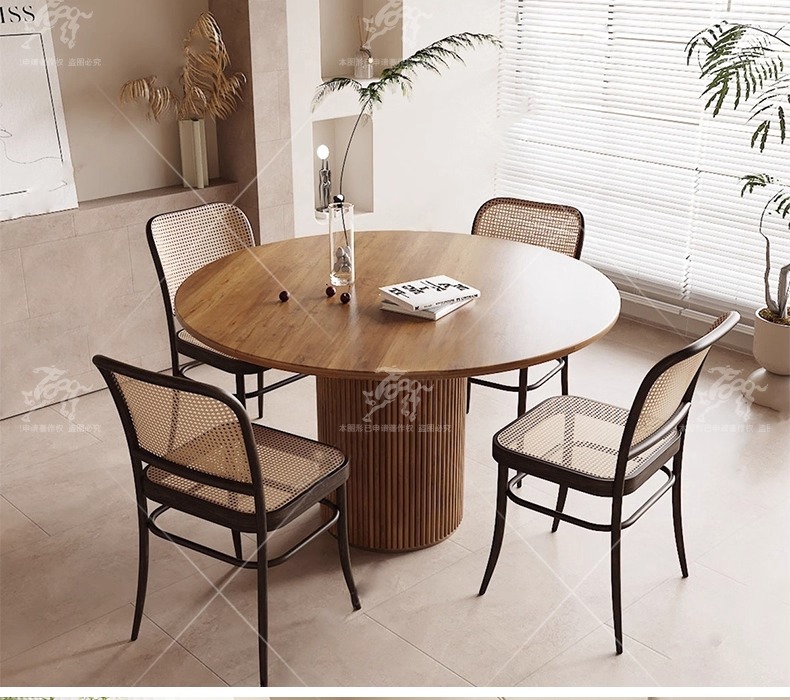 su id43 dining table and chair